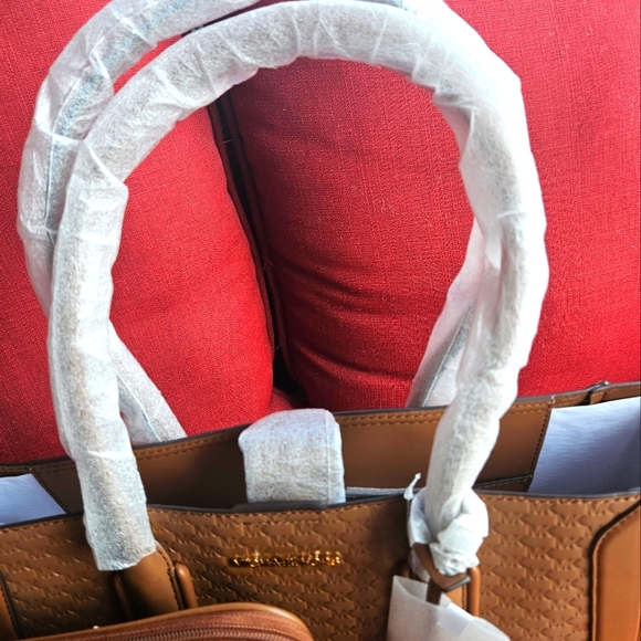 Michael Kors Kali Large Shoulder Tote W/ Laptop Case Vegan Leather Luggage - Picture 7 of 14